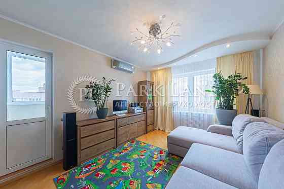 Продаж квартири 90м2  ст.М Деміївська з якісним ремонтом,Голосіївський Київ