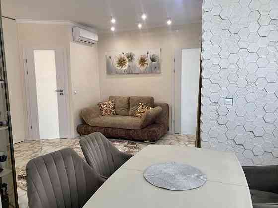 Продається 2-х кімн атна  квартира в ровобудові на Лінкольна Львов