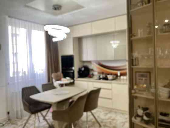 Продається 2-х кімн атна  квартира в ровобудові на Лінкольна Львов