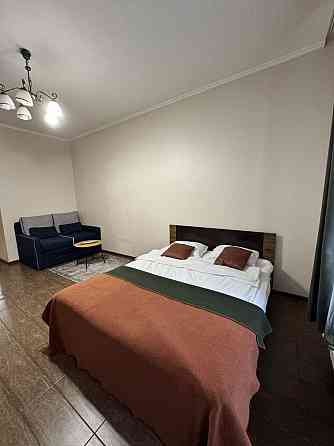 Продаж 2 кім оперний театр Краківський базар вул. Таманська Львов