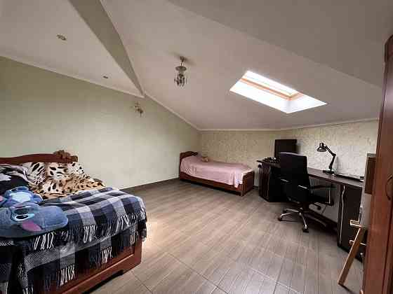 Продається 2к-квартира.59м.Хотинська 12.Мансарда.Ремонт.Меблі.Центр Ивано-Франковск