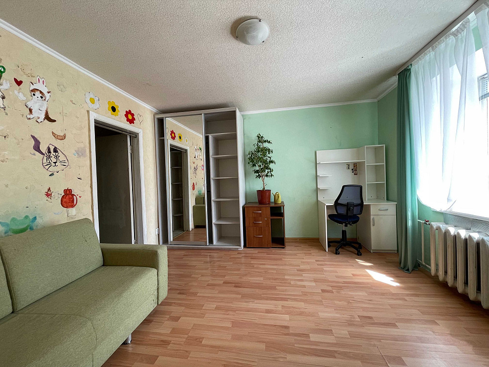 Продаж 3 кім 117 мкв Вишневе вул Машинобудівників 1 в Вишневое - изображение 1