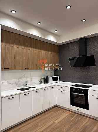 Однокімнатна квартира 70 кв.м. Коновальця 8 поверх паркінг м.Печерська Киев