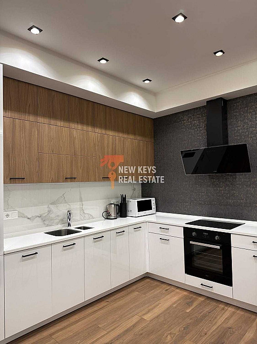 Однокімнатна квартира 70 кв.м. Коновальця 8 поверх паркінг м.Печерська Киев - изображение 2