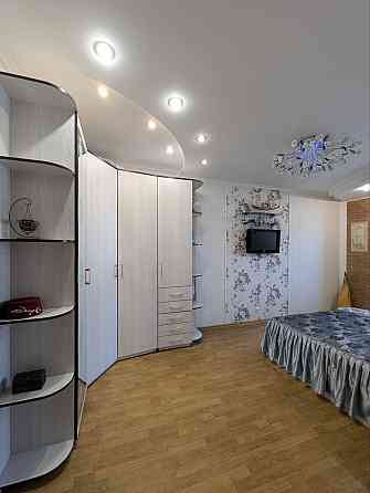 Сдам 2к квартиру на Богдана Хмельницкого в ЖК Club House Днепр