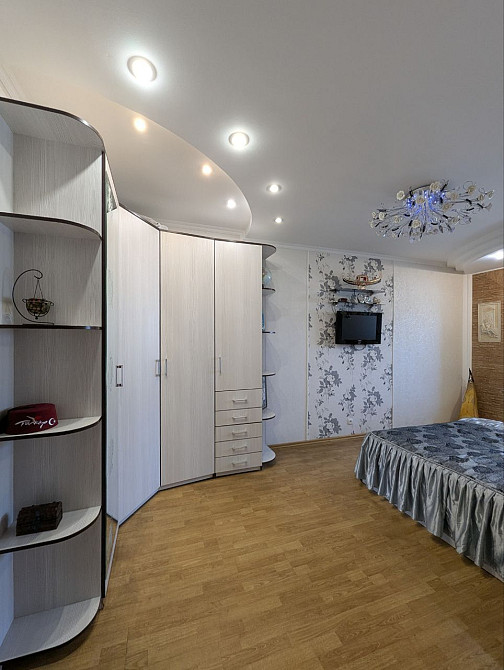 Сдам 2к квартиру на Богдана Хмельницкого в ЖК Club House Днепр - изображение 1