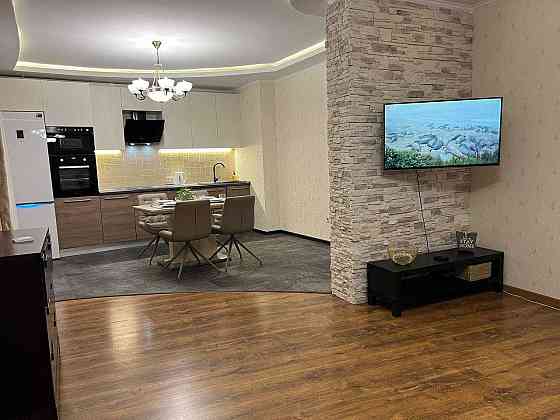 Оренда однокімнатної квартири Дніпровська набережна 19 Киев