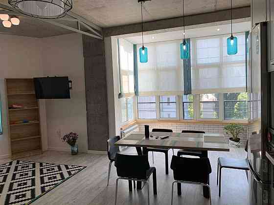 Велика Студія 53м! Новий ремонт! Юності 8, ЖК Бізнес класу, м. Дарниця Киев