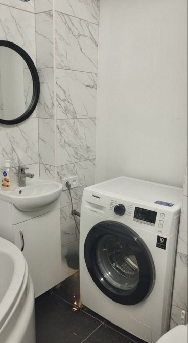 Здам квартиру з ремонтом в приватному будинку Житомир - изображение 2