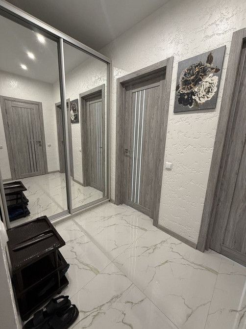 Продам євро двокімнатну квартиру з новим ремонтом. Ніхто не жив Ирпень - изображение 5