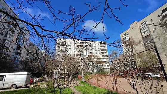 Продам в Одессе 3х комнатную на Королева. Odesa