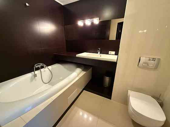 Трикімнатна квартира з ремонтом  район Чайки , вулиця Гайдамацька Ровно