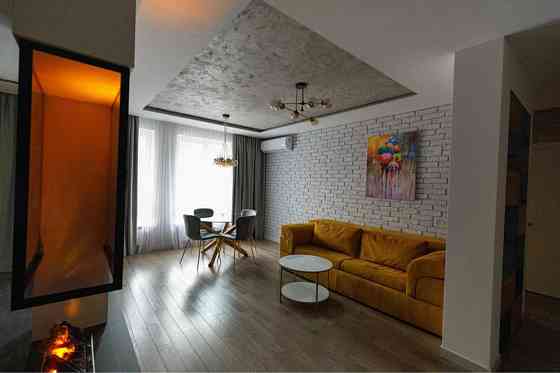 Оренда 2к квартири по вул. Пекарська Львов