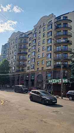 Оренда 3 кімнатної квартири, центр, вул.Січових Стрільців 68 а Ивано-Франковск