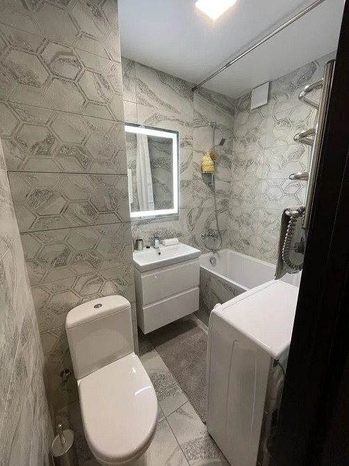 Трёхкомнатная квартира Салтовка, мед комплекс, амосова 23 Харьков - изображение 7