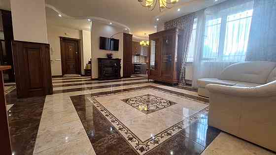 Оренда трьохкімнатної квартири у новобудові по в Міхновських Львов