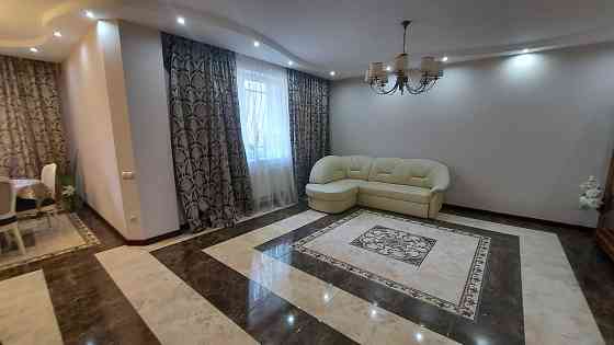 Оренда трьохкімнатної квартири у новобудові по в Міхновських Львов