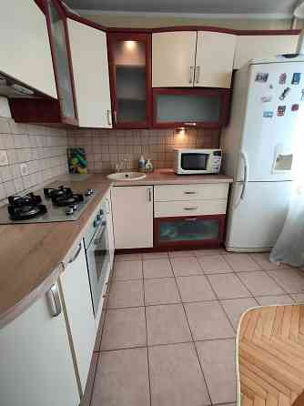 Метро Вокзальна, Політехнічний Інститут,Святошин, Колібріс ринок Киев