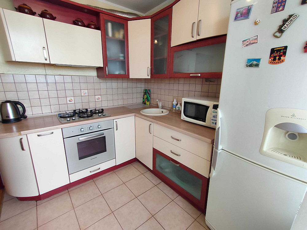 Метро Вокзальна, Політехнічний Інститут,Святошин, Колібріс ринок Киев - изображение 6