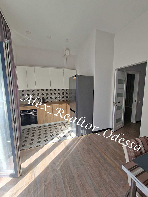 Сдам 1 комн. квартиру. Современный жк. 6 ст. фонтан. Приморский р-н. Одесса - изображение 4