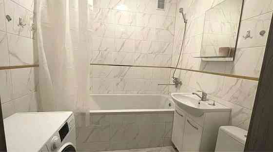 Здається 1 кімнатна квартира на Щасливому Ровно