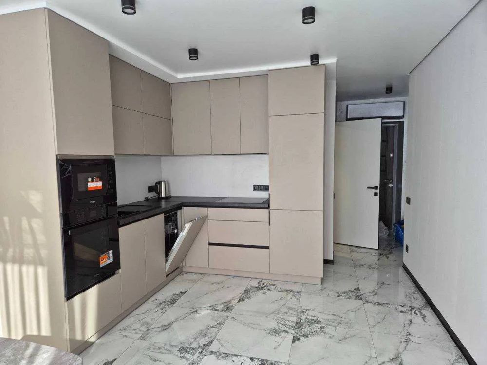 Оренда 1к квартири по вул. Залізнична Львов - изображение 1