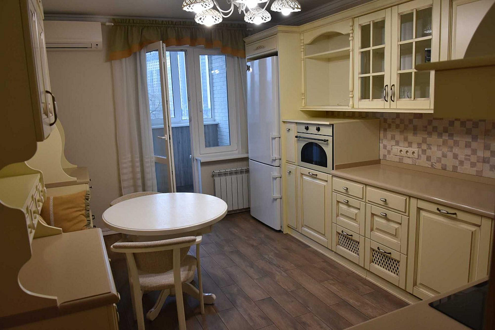 Продам 3-кімн. квартиру, Голосіївський район, Голосіїв. KA Київ - зображення 1