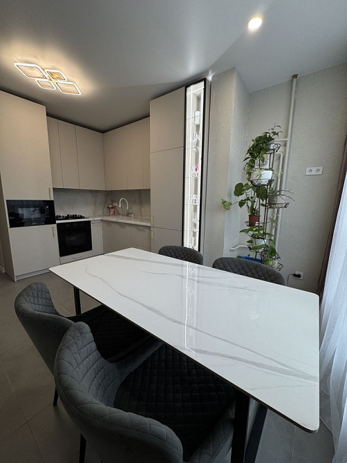 2кімнатна квартира з сучасним ремонтом, центральнйи парк Все лишається Ирпень - изображение 5