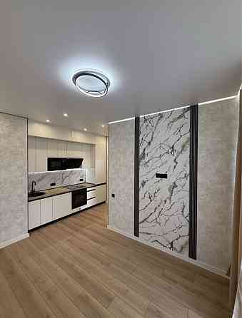 Стильная 1-комнатная квартира с ремонтом в Жемчужене  на Краснова Одеса