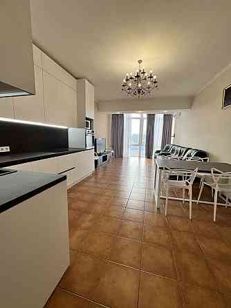 Продажа семейной квартиры на 10 Фонтана , красивые виды Одеса