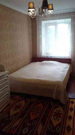 Здається трикімнатна квартира для родини Суми