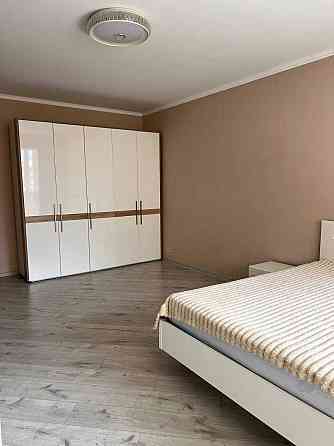 Оренда великої однокімнатної квартири. Ивано-Франковск