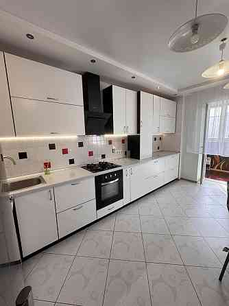 Оренда 3-к квартири в ЖК Петрівський квартал Святопетрівське (Києво-Свят.р-н)