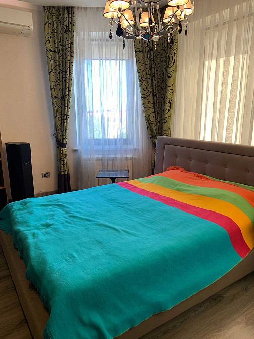 Сдам на длительно шикарную 2 комнатную в Монолите Чорноморськ - зображення 5