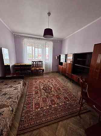 3 км по в.Франка поруч ліцею№5 Ивано-Франковск