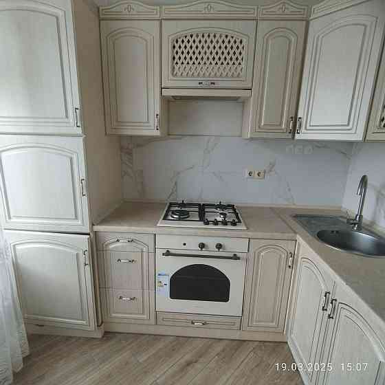 Пропонуємо вам світлу 1 кімнатну квартиру в новому будинку з ремонтом Хмельницкий