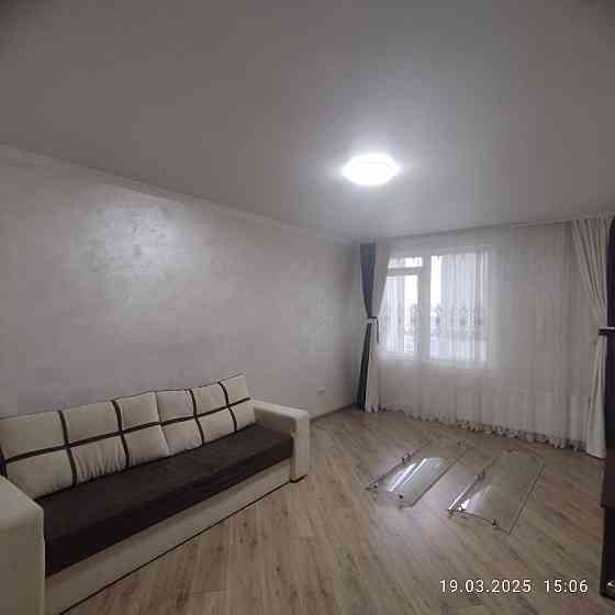 Пропонуємо вам світлу 1 кімнатну квартиру в новому будинку з ремонтом Хмельницкий