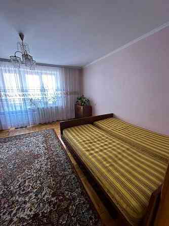 Здам в довгострокову оренду 4-кімнатну квартиру у Новояворівську Новояворівськ