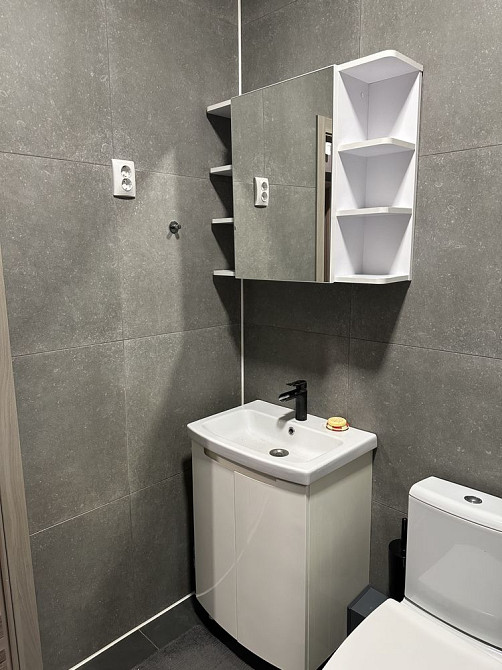 Квартира 65кв м Центр, Сталинка с индивидуальным отоплением Конотоп - изображение 5