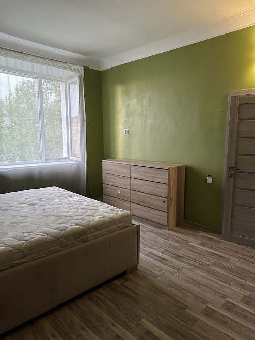 Квартира 65кв м Центр, Сталинка с индивидуальным отоплением Конотоп - изображение 7