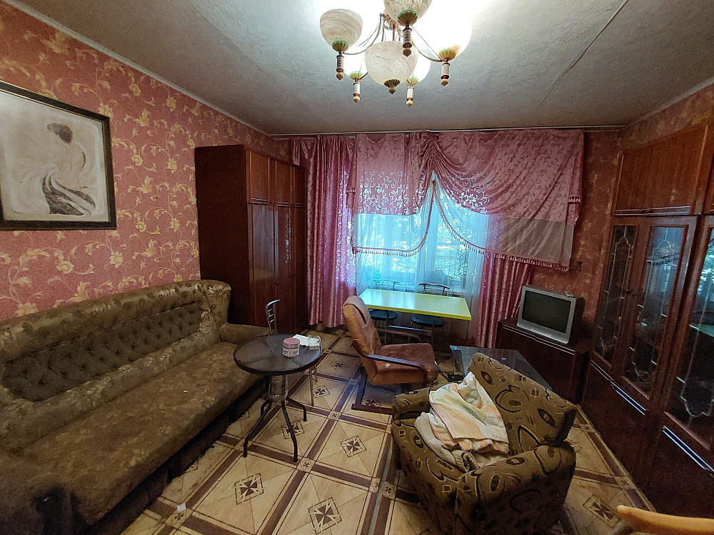 Продам 1-квартиру Левый берег 9 мкрн Каменское (Запорожская обл.) - изображение 1