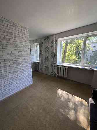 Продаж однокімнатноі гостинки в Центрі з ремонтом Кременчуг