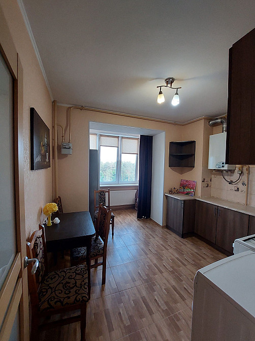 Продам ідеальну євро-2 кімн.з ремонтом, меблями і технікой на 7 лінії Ирпень - изображение 1