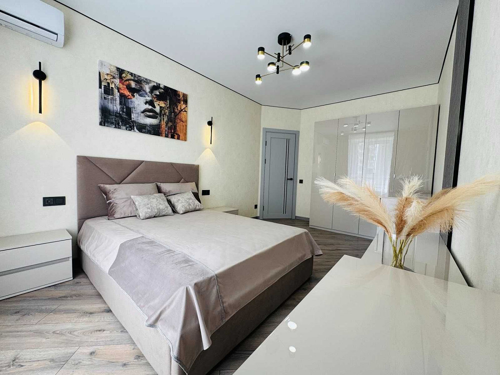 Продам шикарну 1-кімнатну квартиру з новим ремонтом! ЖК Синергія Сіті! Ирпень - изображение 4