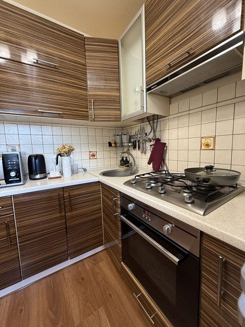 Продается 2 к квартира, 12 квартал , вул. Василя Сліпока Днепр - изображение 1