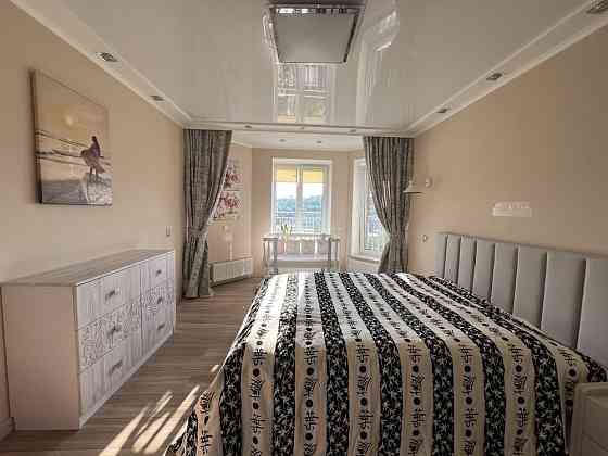 Поділ! Вузька 7а, двокімнатна квартира Полтава