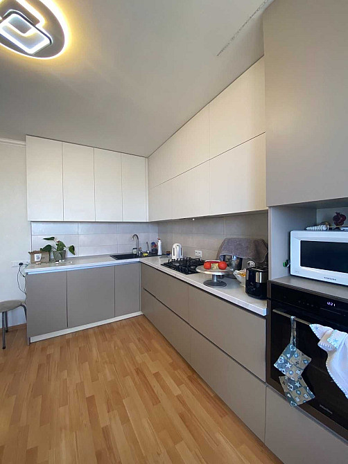 Срочно в продаже 1 комнатная квартира в Монолите с ремонтом Чорноморськ - зображення 1