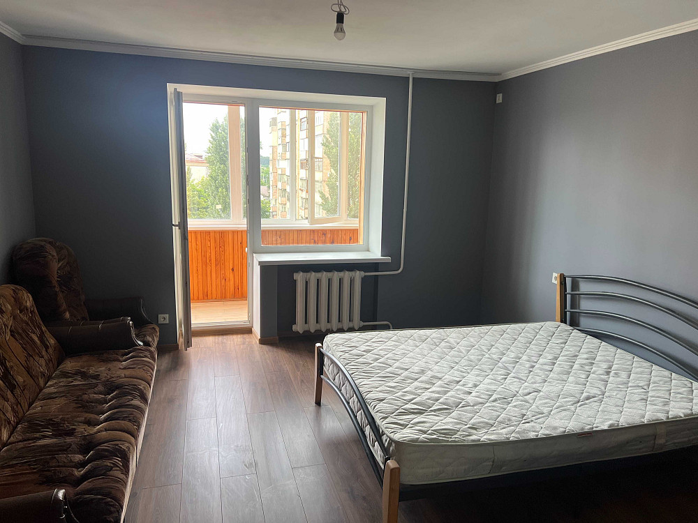 Продам Квартира 4-кімнатна з ремонтом в центрі м.Ірпінь - 85$ Ирпень - изображение 1