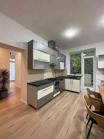 Продаж 3 кім квартири в Польському люксі по вул. Карпинця Львов