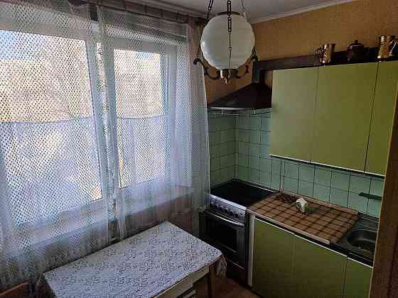 Продажа 1к квартиры 33 кв. м на ул. Энвера Ахсарова 18 Харків